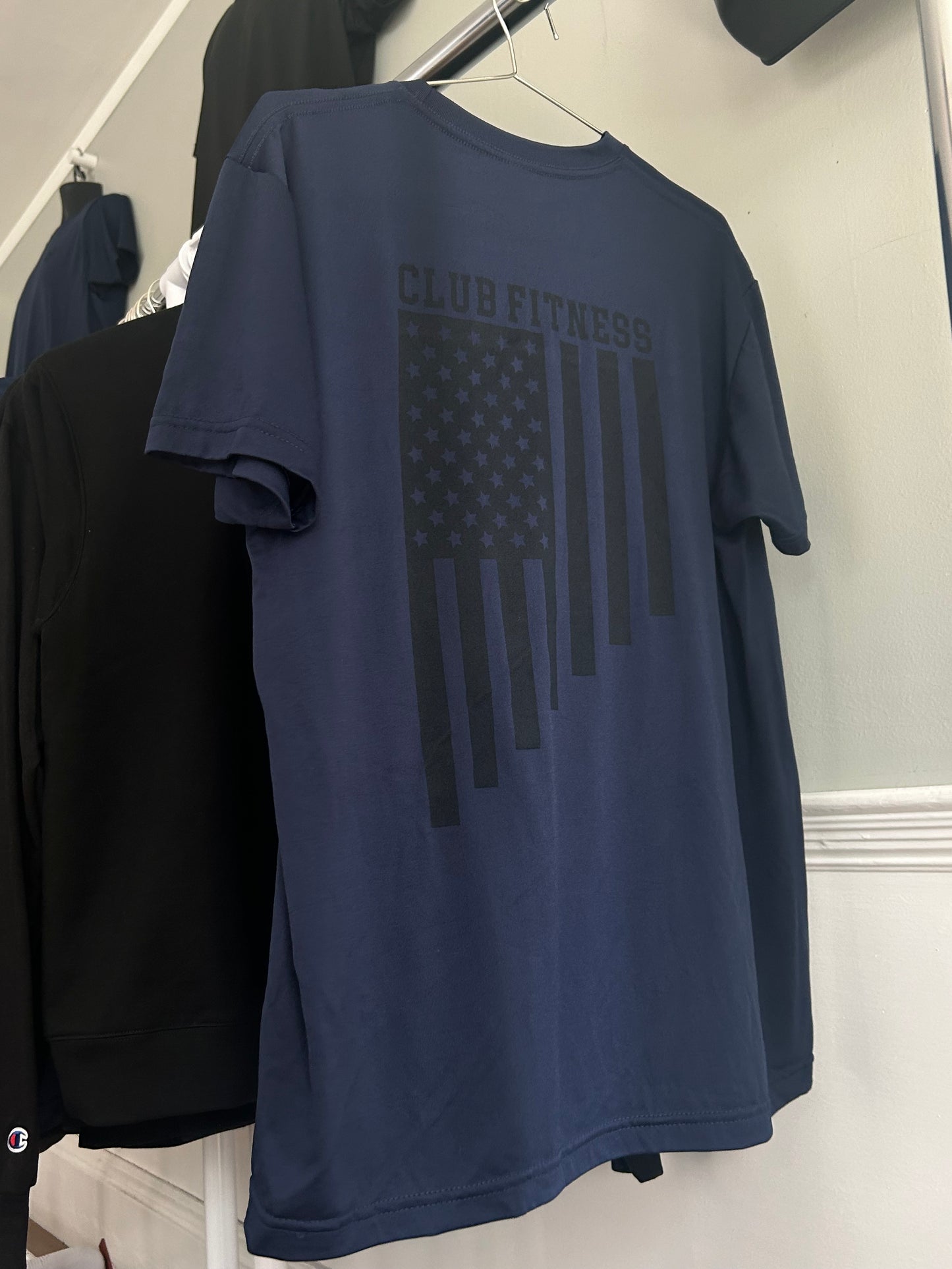 Flag Stairs T in NAVY